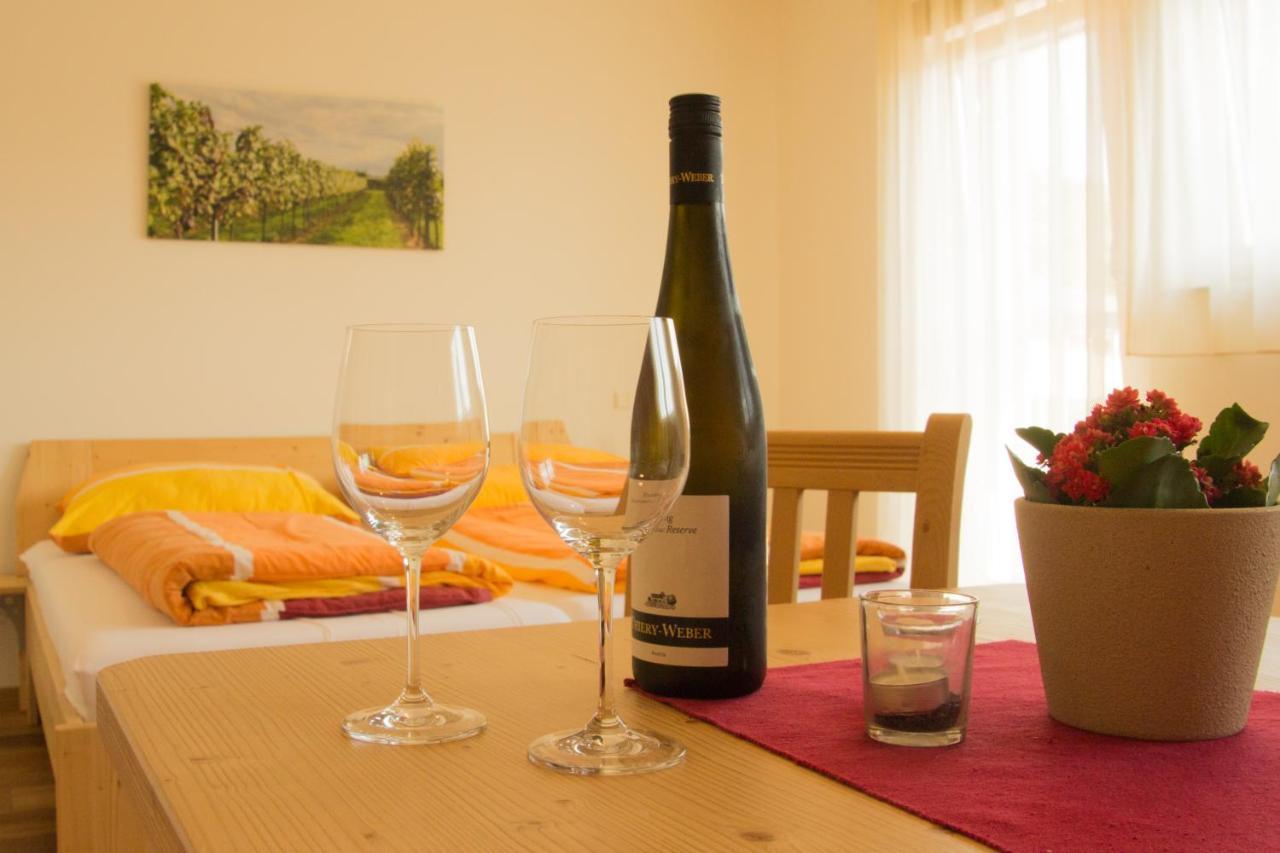 לינה וארוחת בוקר Rohrendorf bei Krems Schmankerl Und Gast מראה חיצוני תמונה